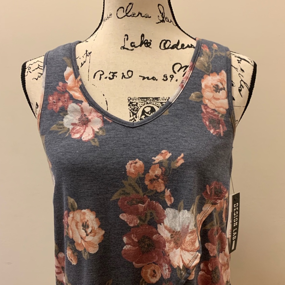 Design Lab top